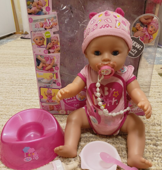 baby born recenze